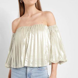 NWOT Metallic Pleated Off The Shoulder Balloon Sleeve Top in excellent condition